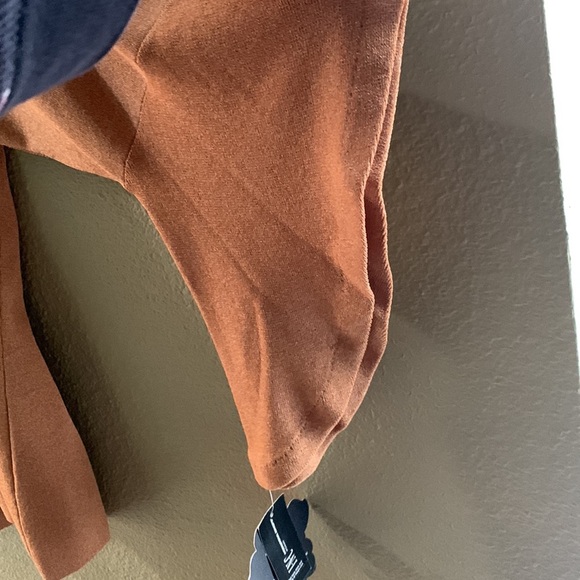 Inc camel tan sweater bell sleeves size 3x like new condition - Picture 6 of 10